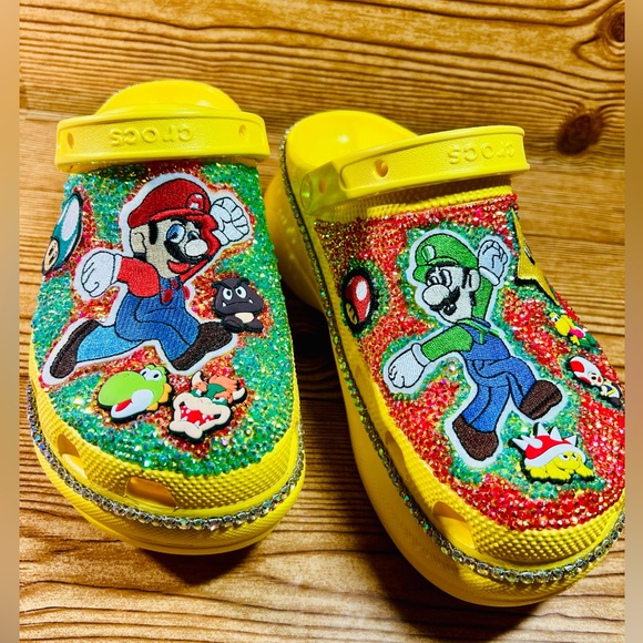 Super Mario Brothers Crush Platform Wedge Yellow Full Bling Crocs NWOB - Picture 5 of 10